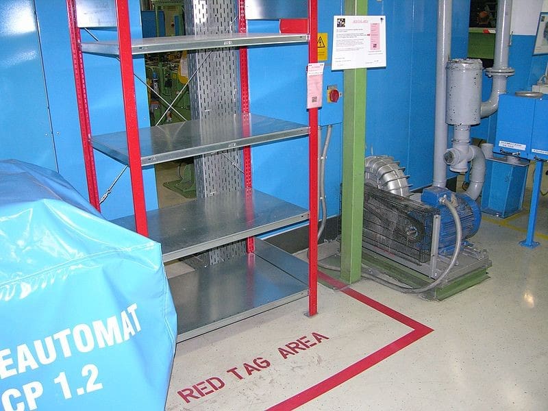 Orient Display: 1S – a red tag area containing items waiting for removal