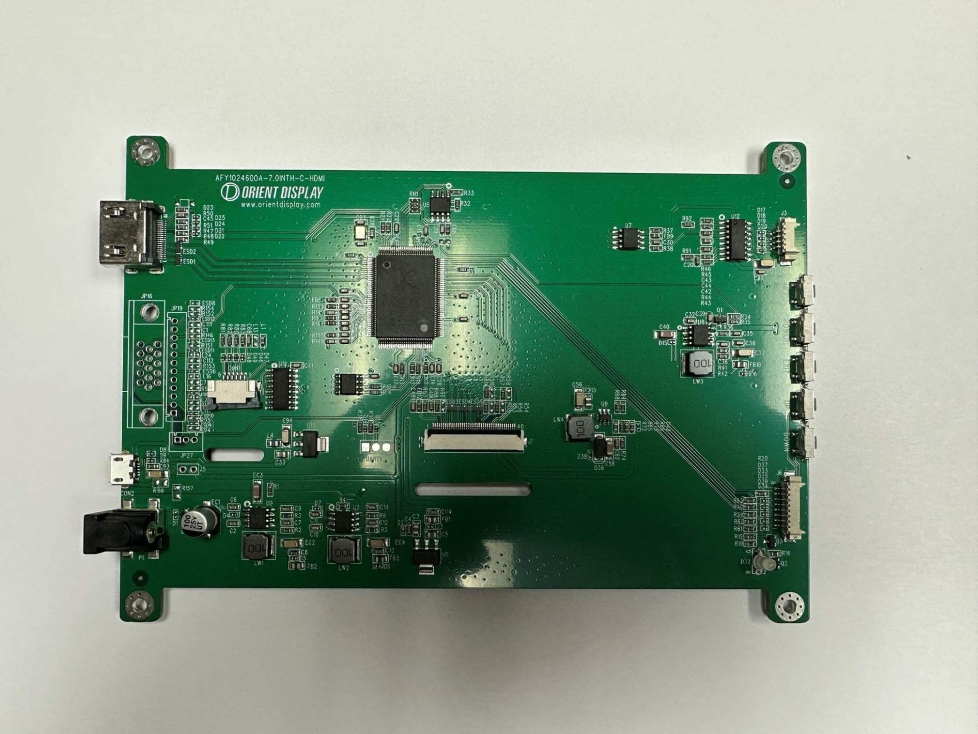 7.0" Raspberry Pi TFT with PCAP, 1024×600, 900 Nits, HDMI/USB Interface